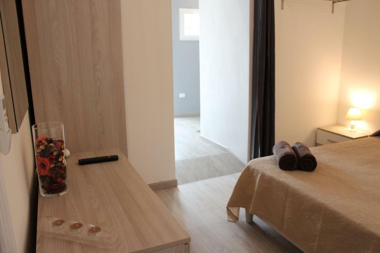 Domus Relax Bed & Breakfast เซลวา ดิ ฟาซาโน ภายนอก รูปภาพ