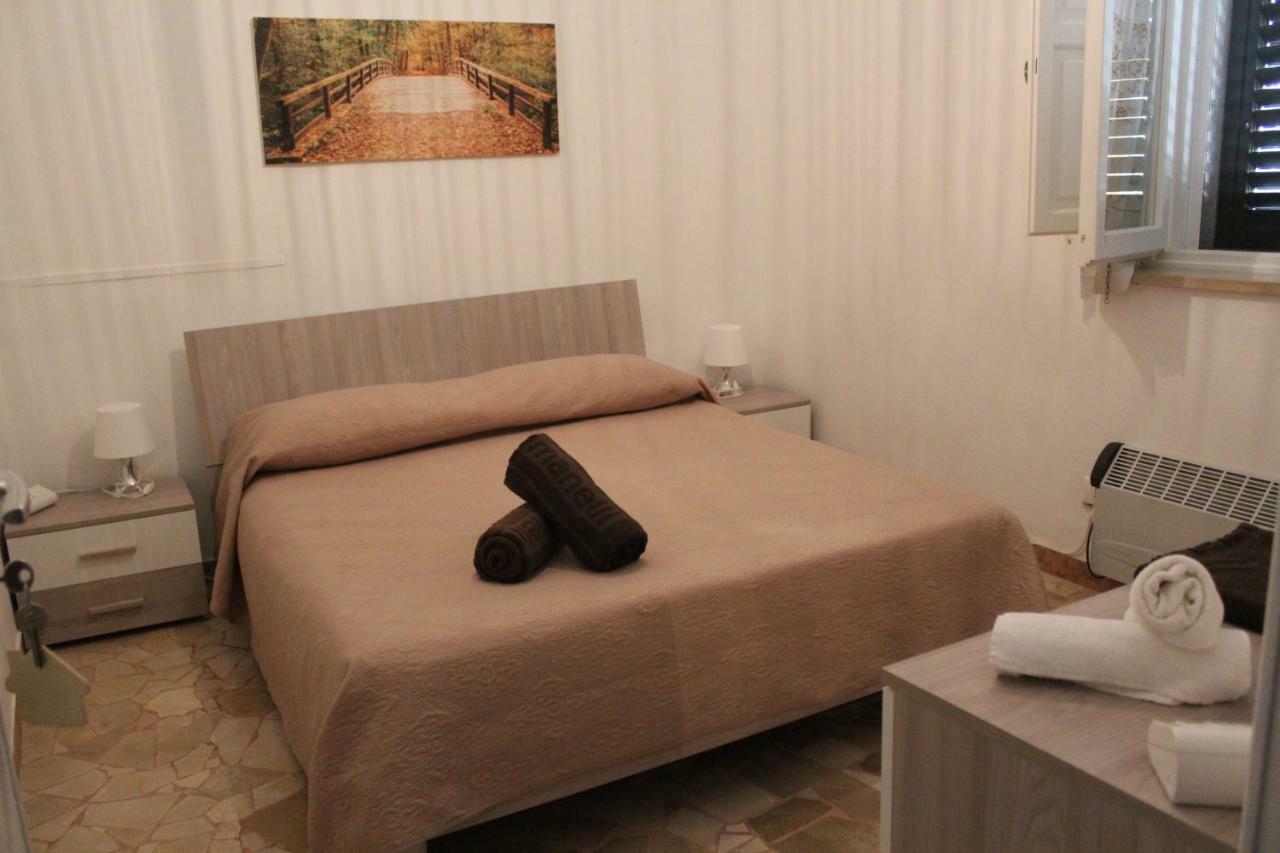 Domus Relax Bed & Breakfast เซลวา ดิ ฟาซาโน ภายนอก รูปภาพ